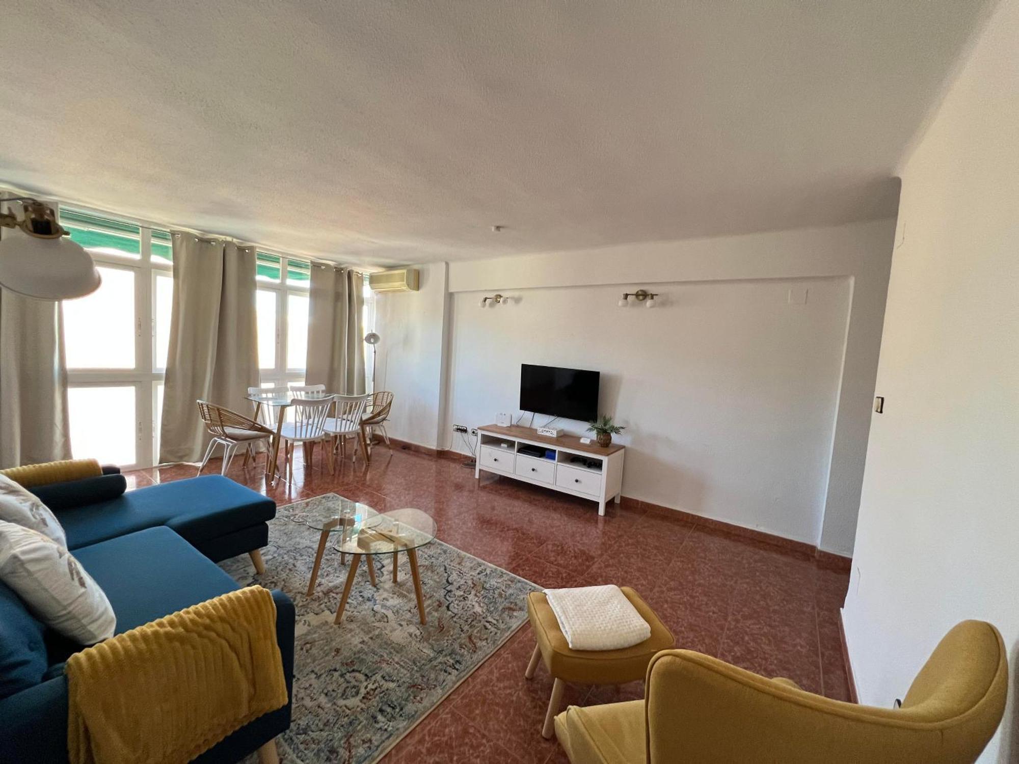 Gran Apartamento Con Parking Gratis Centro De Málaga Dış mekan fotoğraf