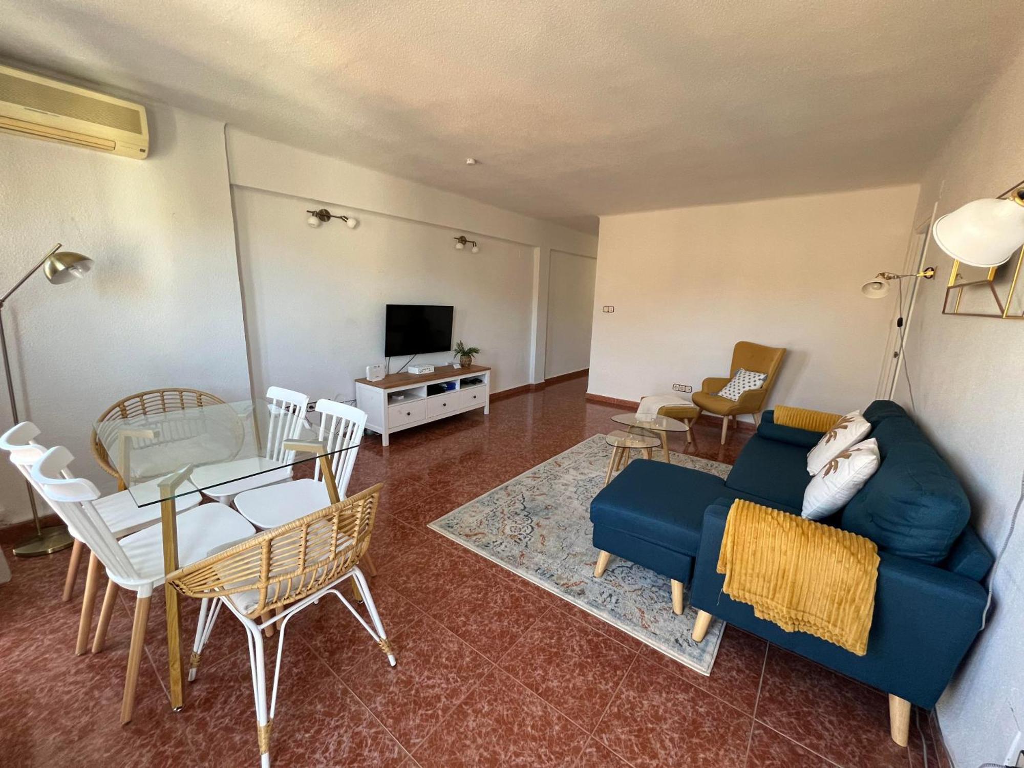 Gran Apartamento Con Parking Gratis Centro De Málaga Dış mekan fotoğraf