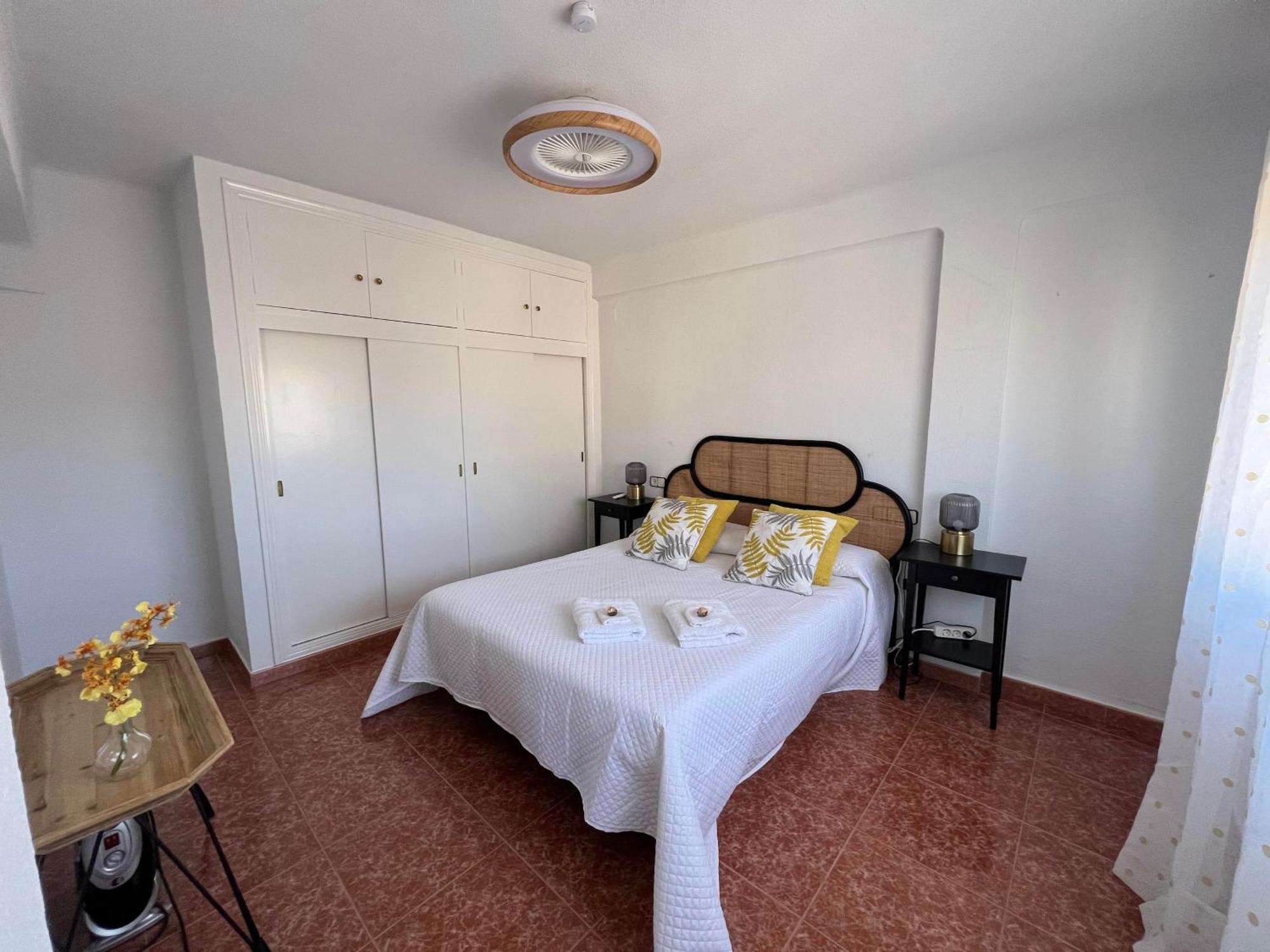 Gran Apartamento Con Parking Gratis Centro De Málaga Dış mekan fotoğraf