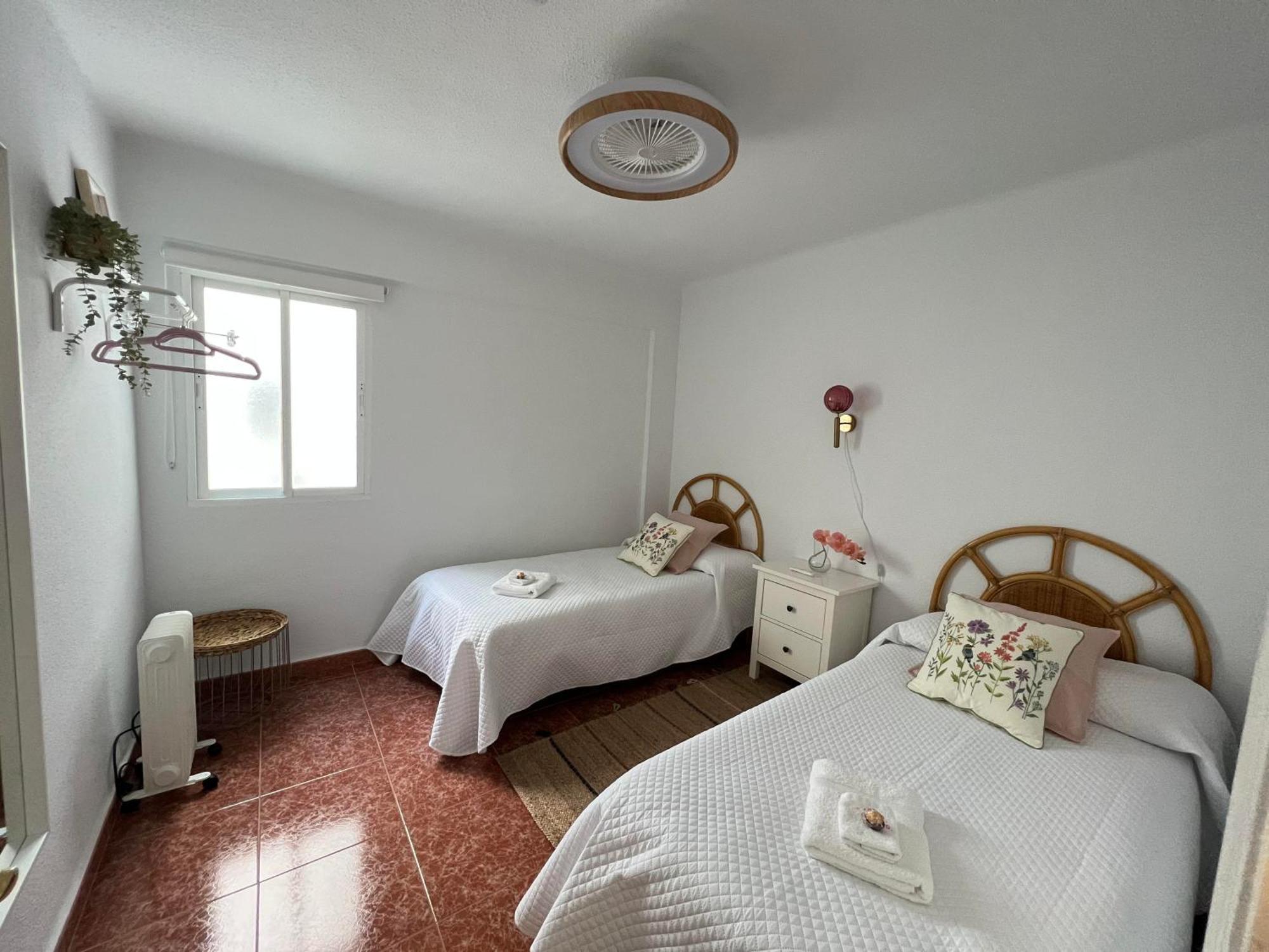 Gran Apartamento Con Parking Gratis Centro De Málaga Dış mekan fotoğraf
