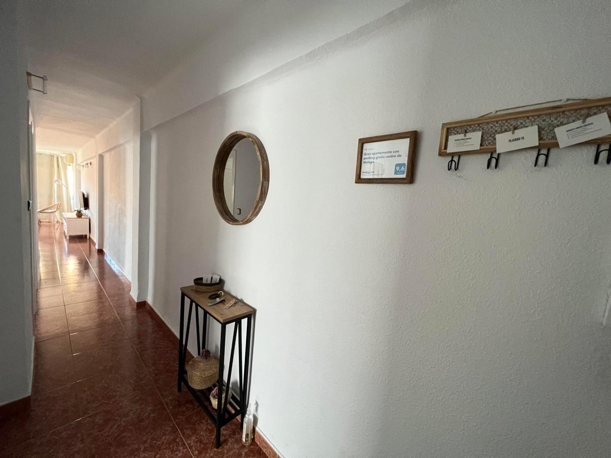 Gran Apartamento Con Parking Gratis Centro De Málaga Dış mekan fotoğraf