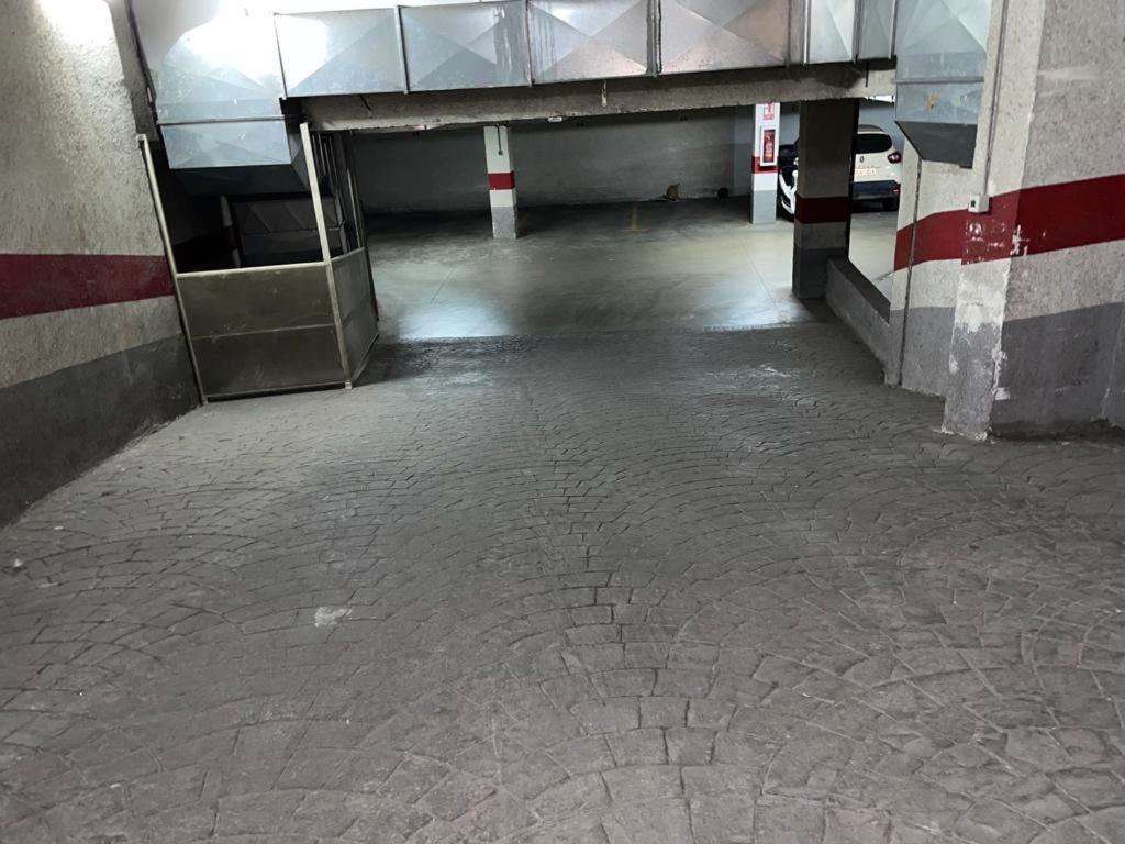 Gran Apartamento Con Parking Gratis Centro De Málaga Dış mekan fotoğraf